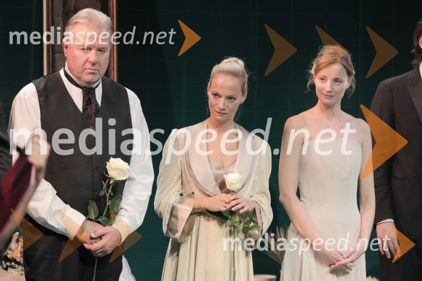  Jožef Ropoša, igralec;  Viktorija Bencik Emeršič, igralka;  Ajda Smrekar, igralkaIdiot, premiera drame in podelitev Delovih nagrad