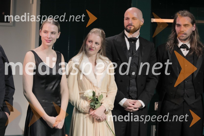  Klara Kuk, igralka, manekenka;  Lena Hribar  Škrlec, igralka;  Jaka Lah, igralec;  Matic Maco Lukšič, igralecIdiot, premiera drame in podelitev Delovih nagrad