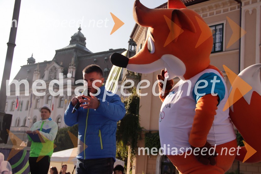  mag. Janez Sodržnik, prvi podpredsednik Fundacije Olimpijskega komiteja-Združenja športnih zvez za podporo športnikom iz socialno šibkih okolijDan slovenskega športa na Kongresnem trgu v Ljubljani 2022