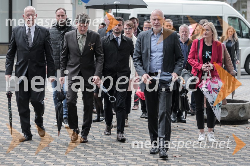  ... ;  ... ;  ... ; dr. Milan Brglez, nekdanji predsednik Državnega zbora Republike Slovenije, kandidat na predsedniških volitvah 2022;  ... Milan Brglez, vložitev predsedniške kandidature