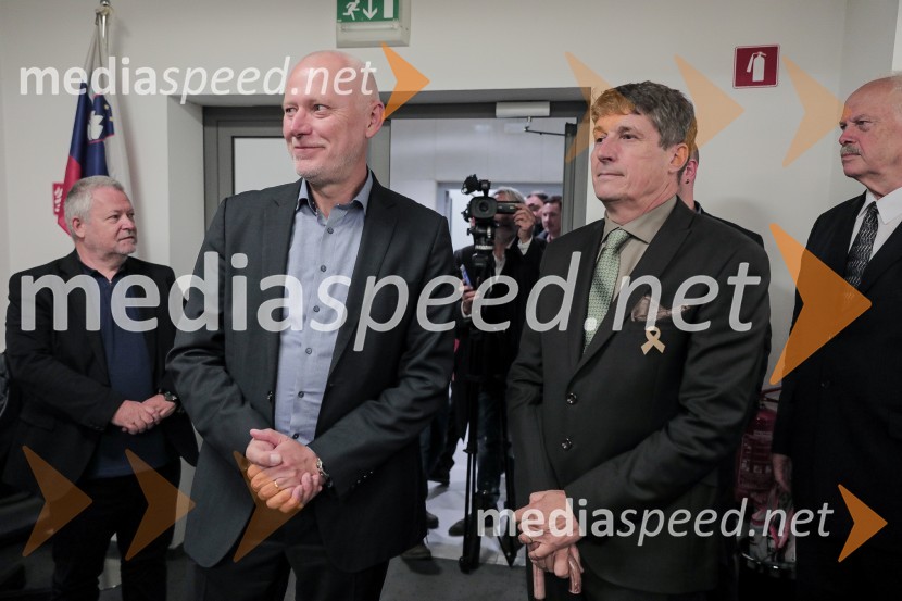 dr. Milan Brglez, nekdanji predsednik Državnega zbora Republike Slovenije, kandidat na predsedniških volitvah 2022;  ... Milan Brglez, vložitev predsedniške kandidature