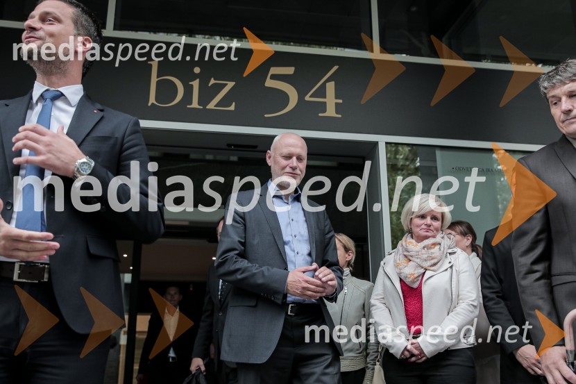 dr. Milan Brglez, nekdanji predsednik Državnega zbora Republike Slovenije, kandidat na predsedniških volitvah 2022Milan Brglez, vložitev predsedniške kandidature