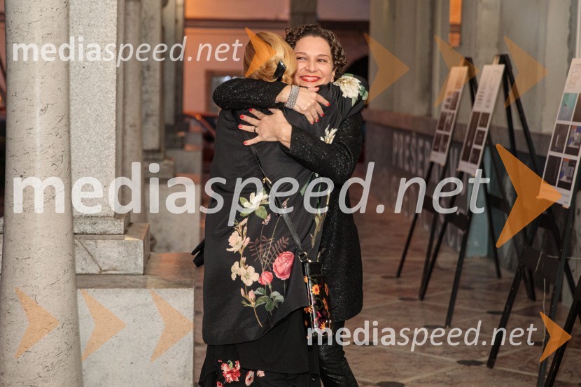  Vesna  Jevnikar, igralka;  ... Zaprta študija. »New Constructive Ethics«, premiera v Prešernovem gledališču Kranj