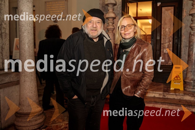  Zdravko Duša, pisec, urednik in prevajalec, vodja simpozija Moč povezav;  Petra Vidali, urednica kulture, VečerZaprta študija. »New Constructive Ethics«, premiera v Prešernovem gledališču Kranj