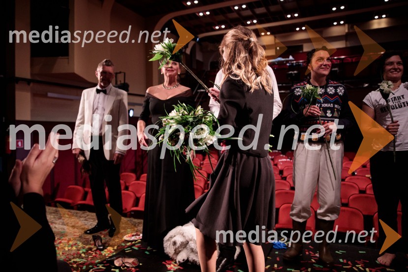  Borut  Veselko, igralec;  Darja Reichman, igralka;  ... ;  Tamara Avguštin, igralka;  Doroteja Nadrah, igralkaZaprta študija. »New Constructive Ethics«, premiera v Prešernovem gledališču Kranj