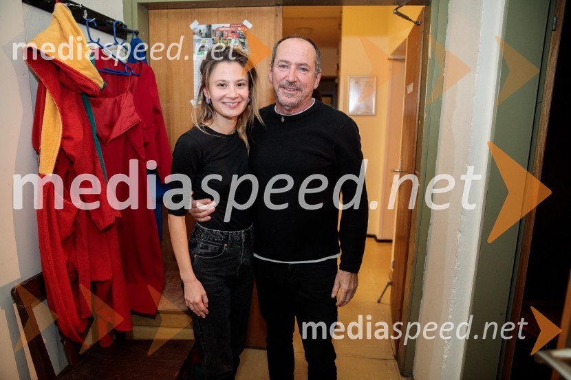  Nina Rajić Kranjac, režiserka;  Ciril Roblek, inspicient PGKZaprta študija. »New Constructive Ethics«, premiera v Prešernovem gledališču Kranj