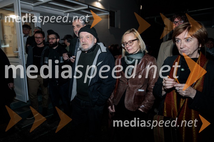  Zdravko Duša, pisec, urednik in prevajalec, vodja simpozija Moč povezav;  Petra Vidali, urednica kulture, Večer;  Maja Cerar, lektoricaZaprta študija. »New Constructive Ethics«, premiera v Prešernovem gledališču Kranj