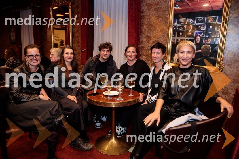  ... ;  ... ;  Branko Jordan, igralec;  ... ;  ... ;  ... Zaprta študija. »New Constructive Ethics«, premiera v Prešernovem gledališču Kranj