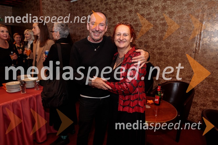  Ciril Roblek, inspicient PGK;  Marinka Poštrak, dramaturginja, Prešernovo gledališče KranjZaprta študija. »New Constructive Ethics«, premiera v Prešernovem gledališču Kranj