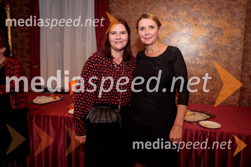  Teja Pelko, novinarka, Svet24;  Darja Reichman, igralkaZaprta študija. »New Constructive Ethics«, premiera v Prešernovem gledališču Kranj