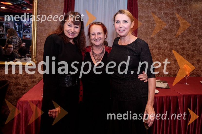  Violeta Tomić, igralka, bivša poslanka DZ;  Marinka Poštrak, dramaturginja, Prešernovo gledališče Kranj;  Darja Reichman, igralkaZaprta študija. »New Constructive Ethics«, premiera v Prešernovem gledališču Kranj