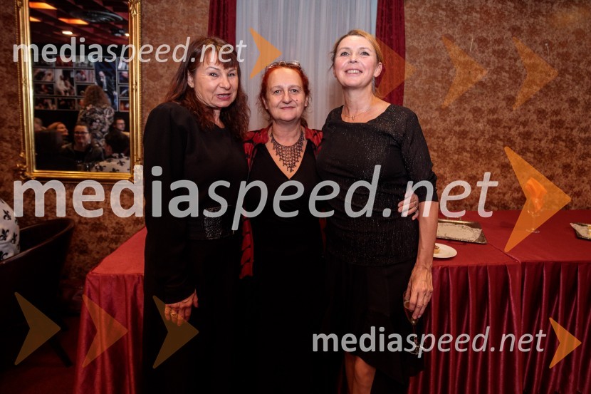  Violeta Tomić, igralka, bivša poslanka DZ;  Marinka Poštrak, dramaturginja, Prešernovo gledališče Kranj;  Darja Reichman, igralkaZaprta študija. »New Constructive Ethics«, premiera v Prešernovem gledališču Kranj