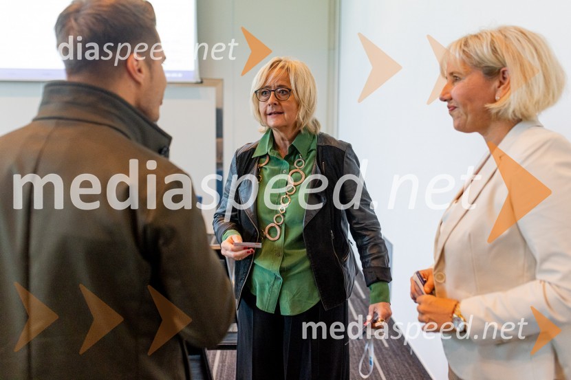  ... ;  Dagmar von Bohnstein , predsednica upravnega odbora Slovensko-nemške gospodarske zbornice ;  Katja  Stadler, Direktorica Deslo – AHK, poslovne storitve d.o.o.Nemški forum 2022 Poslovna konferenca Slovensko-nemške gospodarske zbornice