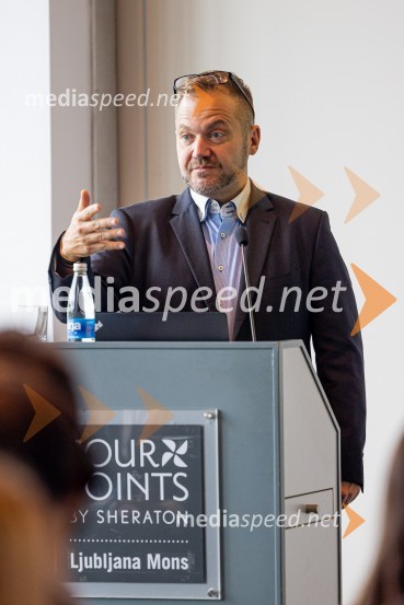  Olaf Holzgrefe, vodja za mednarodne zadeve, Nemško združenje za materialno gospodarstvo, nabavo in logistiko (BME)   Nemški forum 2022 Poslovna konferenca Slovensko-nemške gospodarske zbornice