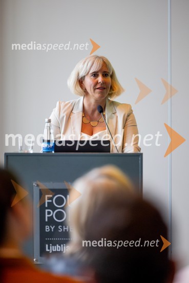  Katja  Stadler, Direktorica Deslo – AHK, poslovne storitve d.o.o.Nemški forum 2022 Poslovna konferenca Slovensko-nemške gospodarske zbornice