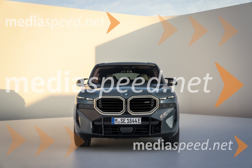 Novi BMW XM