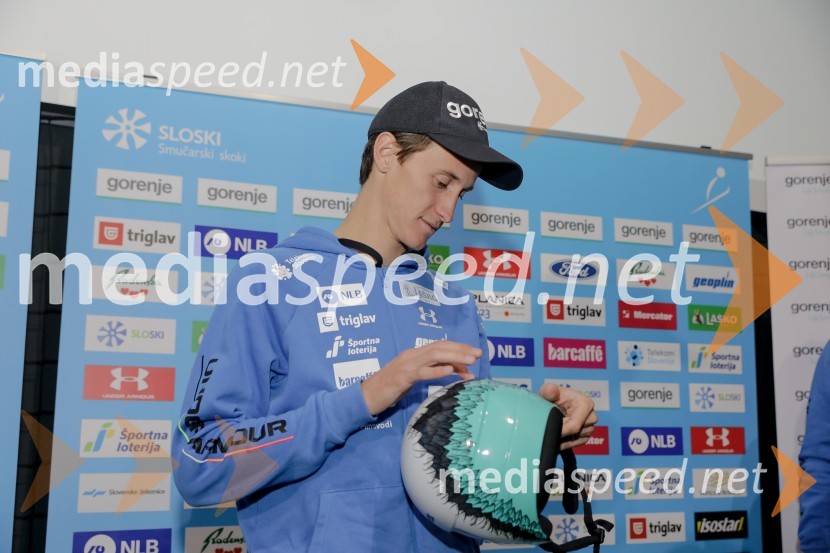  Peter  Prevc, smučarski skakalecSmučarski skakalci in skakalke v prihajajočo sezono z novimi čeladami