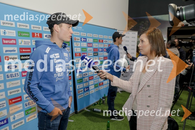  Anže Lanišek, smučarski skakalec;  ... Smučarski skakalci in skakalke v prihajajočo sezono z novimi čeladami