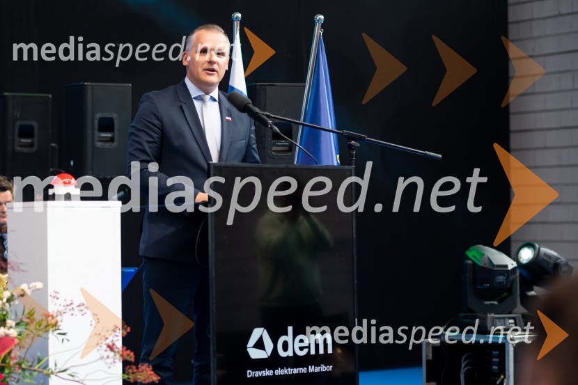 mag. Bojan Kumer, minister za infrastrukturoSlavnostni dogodek ob 70. obletnici družbe Dravske elektrarne Maribor