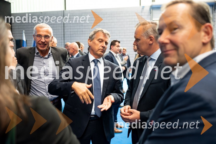  ... ;  ... ; mag. Bojan Kumer, minister za infrastrukturoSlavnostni dogodek ob 70. obletnici družbe Dravske elektrarne Maribor