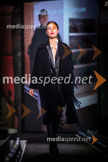  Zala Neža Zajc, manekenkaJesenska modna revija Emporium