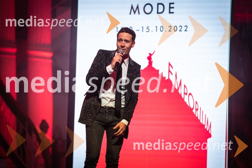  Klemen Slakonja, igralec, komik in TV voditeljJesenska modna revija Emporium