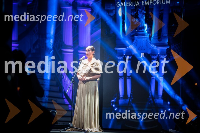  Nuška Drašček, pevkaJesenska modna revija Emporium