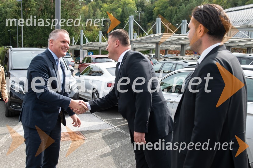 mag. Bojan Kumer, minister za infrastrukturo; dr. Aleksander Brunčko, Generalni direktor, DEM; mag. Damjan Seme, direktor, Dravske elektrarne MariborSlavnostni dogodek ob 70. obletnici družbe Dravske elektrarne Maribor