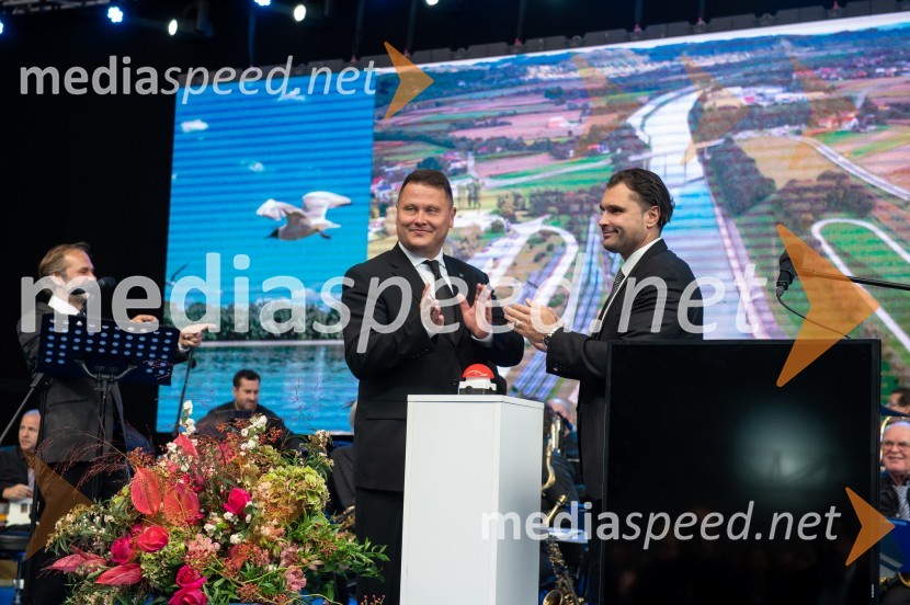 dr. Aleksander Brunčko, generalni direktor, DEM; mag. Damjan Seme, direktor, Dravske elektrarne MariborSlavnostni dogodek ob 70. obletnici družbe Dravske elektrarne Maribor