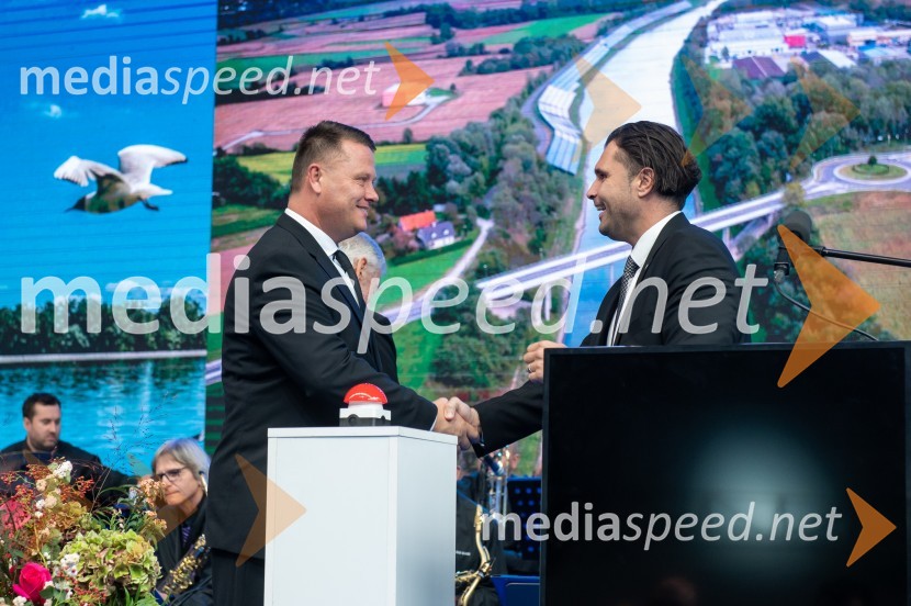 dr. Aleksander Brunčko, generalni direktor, DEM; mag. Damjan Seme, direktor, Dravske elektrarne MariborSlavnostni dogodek ob 70. obletnici družbe Dravske elektrarne Maribor