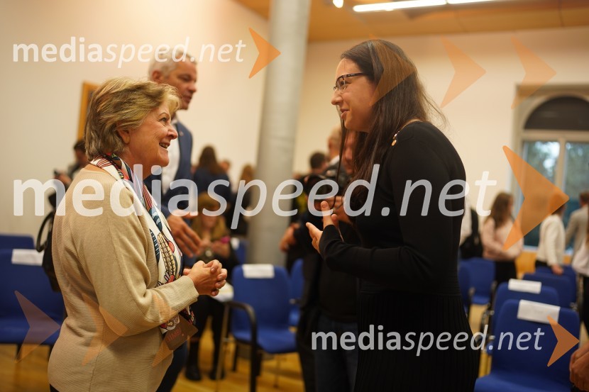  Elisa Ferreira, Evropska komisarka za kohezijo in reforme;  ... Obisk evropske komisarke Elise Ferreira na Univerzi v Mariboru