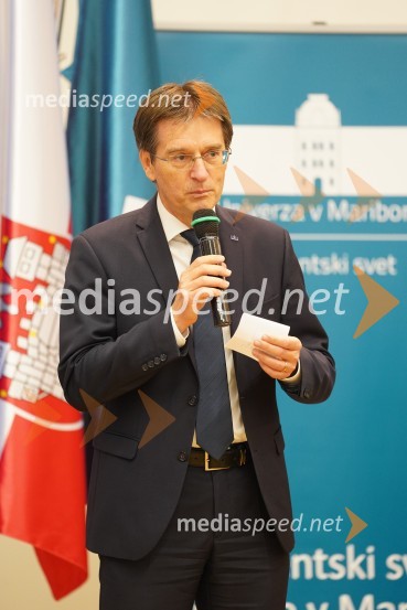 prof. dr. Zdravko Kačič, rektor Univerze v MariboruObisk evropske komisarke Elise Ferreira na Univerzi v Mariboru