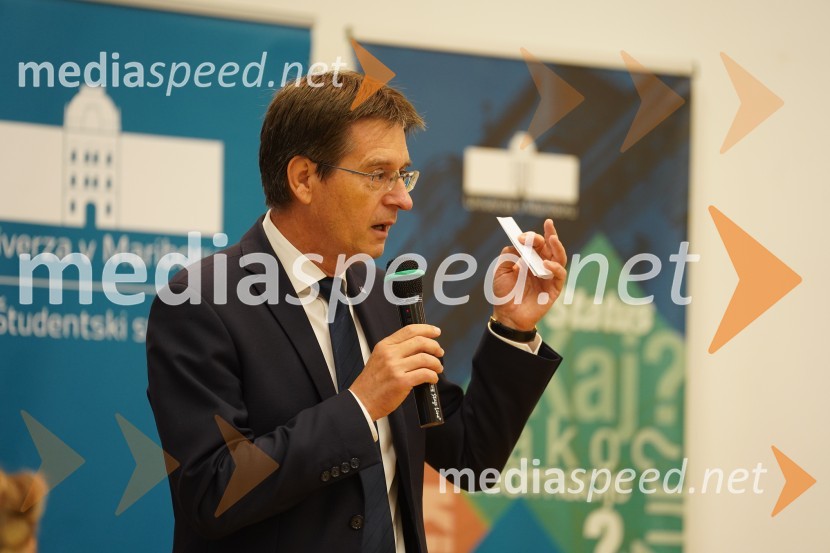 prof. dr. Zdravko Kačič, rektor Univerze v MariboruObisk evropske komisarke Elise Ferreira na Univerzi v Mariboru