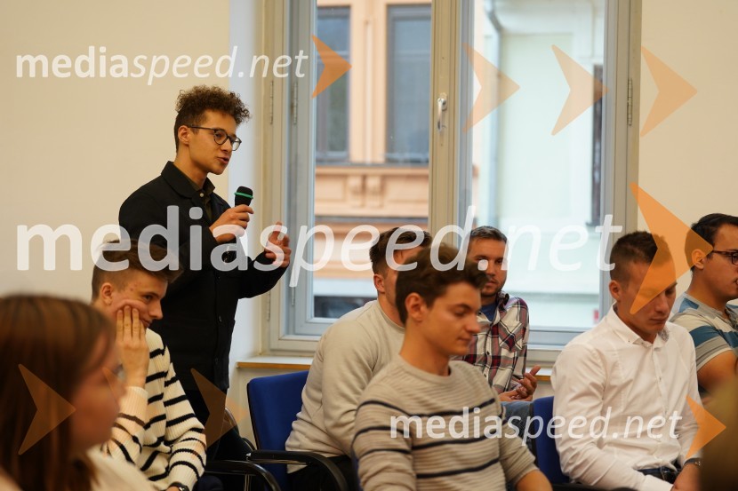 Obisk evropske komisarke Elise Ferreira na Univerzi v Mariboru