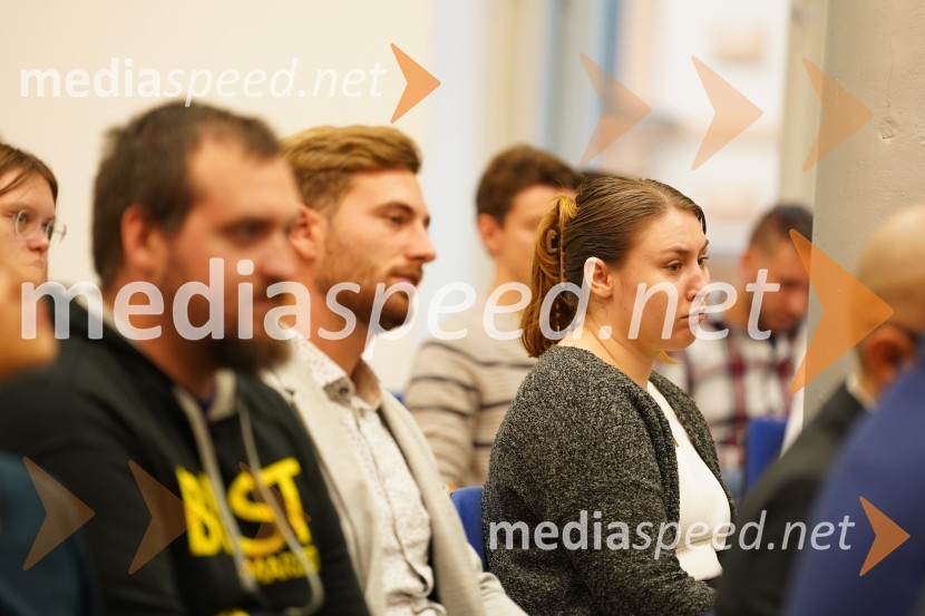 Obisk evropske komisarke Elise Ferreira na Univerzi v Mariboru