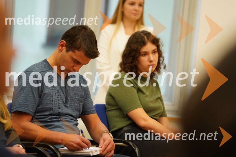 Obisk evropske komisarke Elise Ferreira na Univerzi v Mariboru