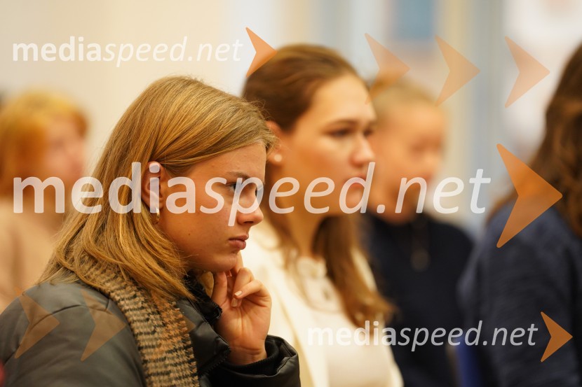 Obisk evropske komisarke Elise Ferreira na Univerzi v Mariboru