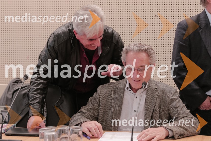  ... ;  Branimir Štrukelj, slovenski sindikalist in politikNadaljevanje (krovnih) pogajanj s sindikati javnega sektorja