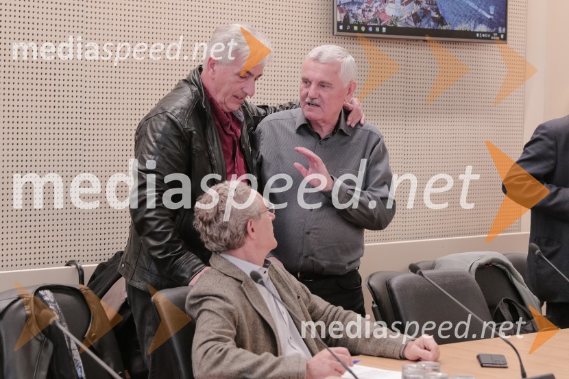  ... ;  Branimir Štrukelj, slovenski sindikalist in politik;  Frančišek Verk, predsednik, Sindikat državnih organov SlovenijaNadaljevanje (krovnih) pogajanj s sindikati javnega sektorja