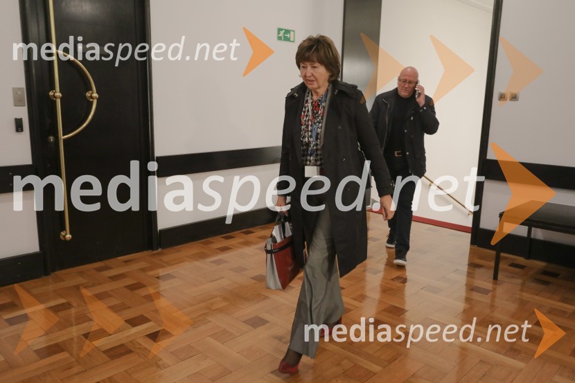 Nadaljevanje (krovnih) pogajanj s sindikati javnega sektorja