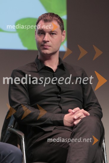  Miha Kordiš, poslanec Združene levice,  kandidat na predsedniških volitvah 2022Soočenje predsedniških kandidatov v okviru Festivala za tretje življenjsko obdobje