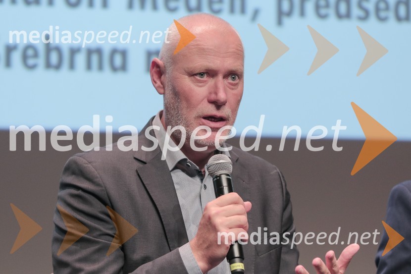 dr. Milan Brglez, nekdanji predsednik Državnega zbora Republike Slovenije, kandidat na predsedniških volitvah 2022Soočenje predsedniških kandidatov v okviru Festivala za tretje življenjsko obdobje