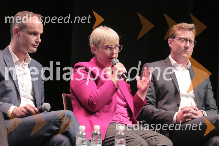  Anže Logar, poslanec SDS, predsednik Ljubljanskega odbora SDS, kandidat na predsedniških volitvah 2022;  Nataša Pirc Musar, partnerica, direktorica in odvetnica, Pirc Musar odvetniška družba, kandidatka na predsedniških volitvah 2022; dr. Vladimir Prebilič, poslanec SDS, kandidat na predsedniških volitvah 2022Soočenje predsedniških kandidatov v okviru Festivala za tretje življenjsko obdobje