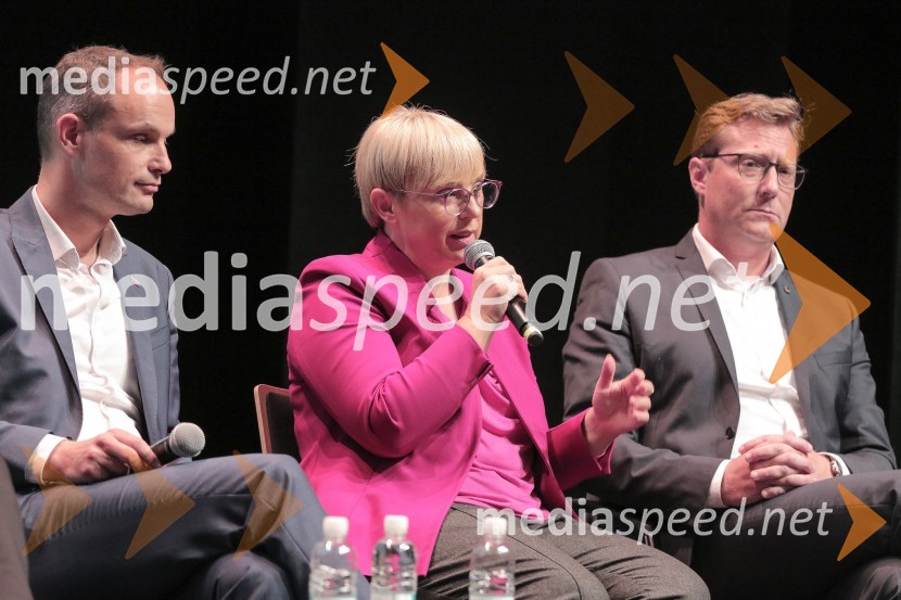  Anže Logar, poslanec SDS, predsednik Ljubljanskega odbora SDS, kandidat na predsedniških volitvah 2022;  Nataša Pirc Musar, partnerica, direktorica in odvetnica, Pirc Musar odvetniška družba, kandidatka na predsedniških volitvah 2022; dr. Vladimir Prebilič, poslanec SDS, kandidat na predsedniških volitvah 2022Soočenje predsedniških kandidatov v okviru Festivala za tretje življenjsko obdobje