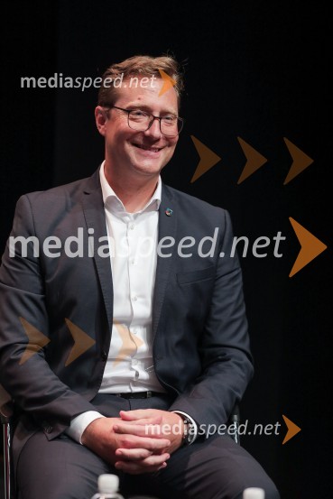 dr. Vladimir Prebilič, poslanec SDS, kandidat na predsedniških volitvah 2022Soočenje predsedniških kandidatov v okviru Festivala za tretje življenjsko obdobje