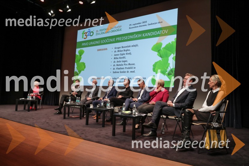  Biserka Marolt Meden, predsednica, društvo Srebrna nit;  Gregor Bezenšek, glasbenik, Soulgreg artist, društvo Viljem Julijan, kandidat na predsedniških volitvah 2022; dr. Milan Brglez, nekdanji predsednik Državnega zbora Republike Slovenije, kandidat na predsedniških volitvah 2022;  Janez Cigler Kralj, nekdanji minister za delo, družino, socialne zadeve in enake možnosti, kandidat na predsedniških volitvah 2022;  Miha Kordiš, poslanec Združene levice,  kandidat na predsedniških volitvah 2022;  Anže Logar, poslanec SDS, predsednik Ljubljanskega odbora SDS, kandidat na predsedniških volitvah 2022;  Nataša Pirc Musar, partnerica, direktorica in odvetnica, Pirc Musar odvetniška družba, kandidatka na predsedniških volitvah 2022; dr. Vladimir Prebilič, poslanec SDS, kandidat na predsedniških volitvah 2022;  Sabina Senčar, ginekologinja, kandidatka na predsedniških volitvah 2022Soočenje predsedniških kandidatov v okviru Festivala za tretje življenjsko obdobje