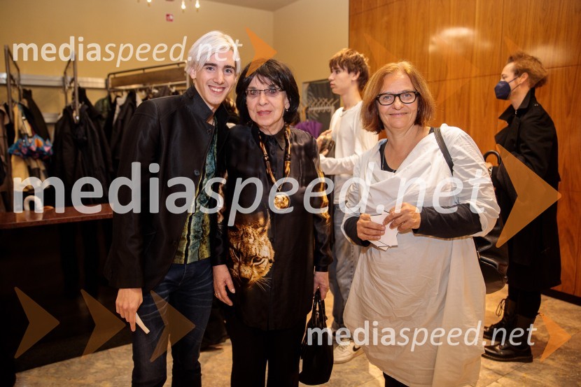  Tilen Oblak, asistent dramaturginje;  Svetlana Makarovič, pisateljica;  ... Žabe, premiera poetične drame