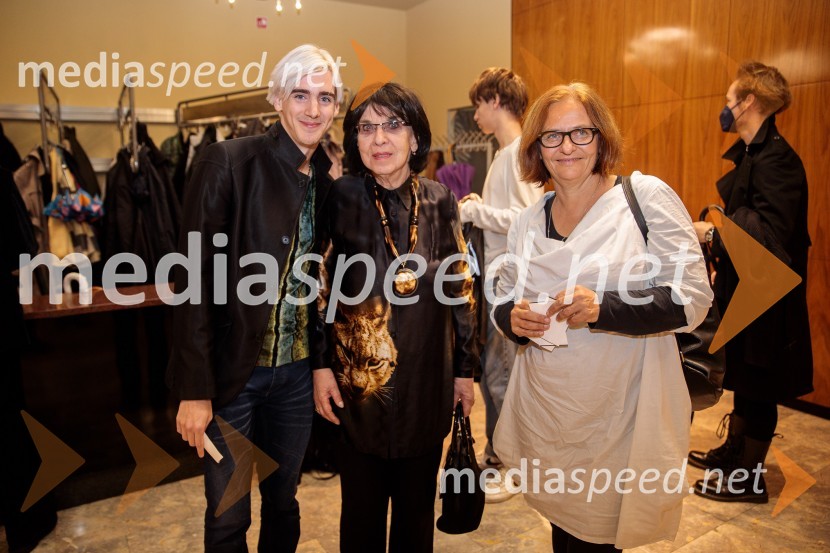  Tilen Oblak, asistent dramaturginje;  Svetlana Makarovič, pisateljica;  ... Žabe, premiera poetične drame