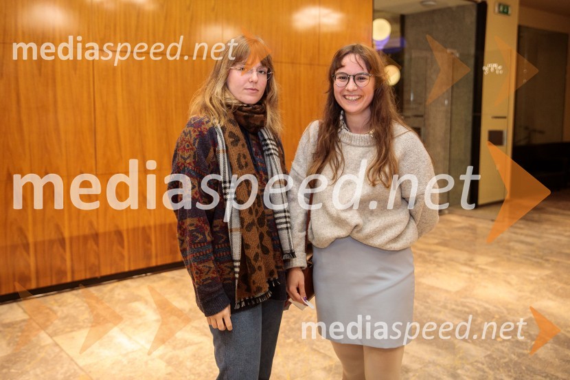 Žabe, premiera poetične drame