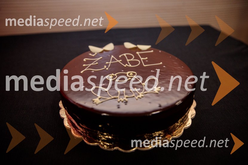 Žabe, premiera poetične drame